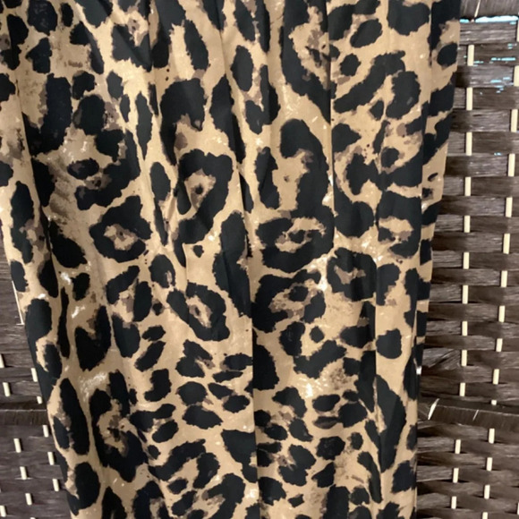 Plus Size Leopard Print.Wide Leg Pants (Brown ) - Picture 7 of 10